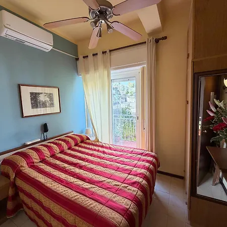 Szálloda Nettuno Diano Marina