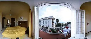 Отель Nettuno 3*