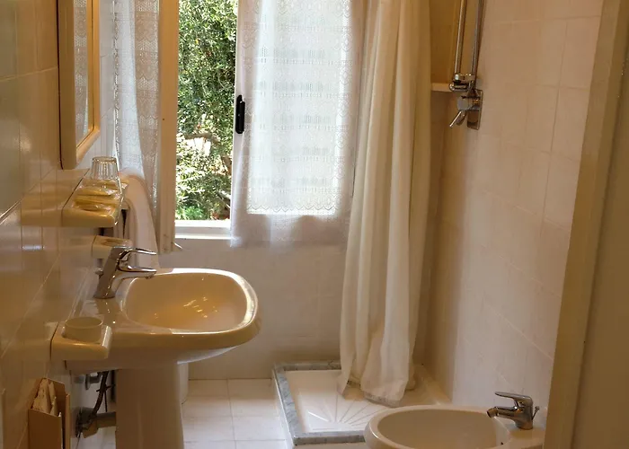 Nettuno Szálloda 3*