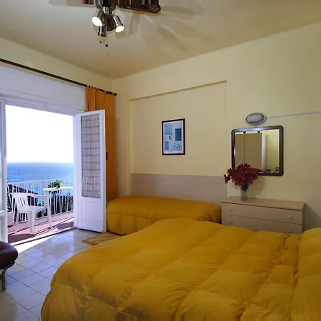 Nettuno Hotel 3*