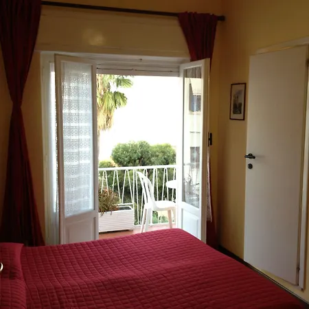 Otel Nettuno Diano Marina